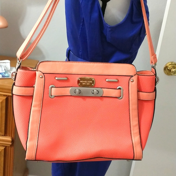 purse Coral in color very large last markdown - Picture 1 of 15